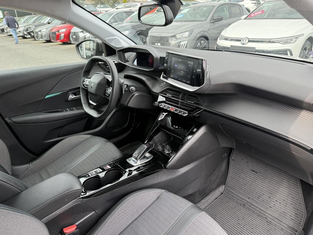 Peugeot 208 - Photo 27
