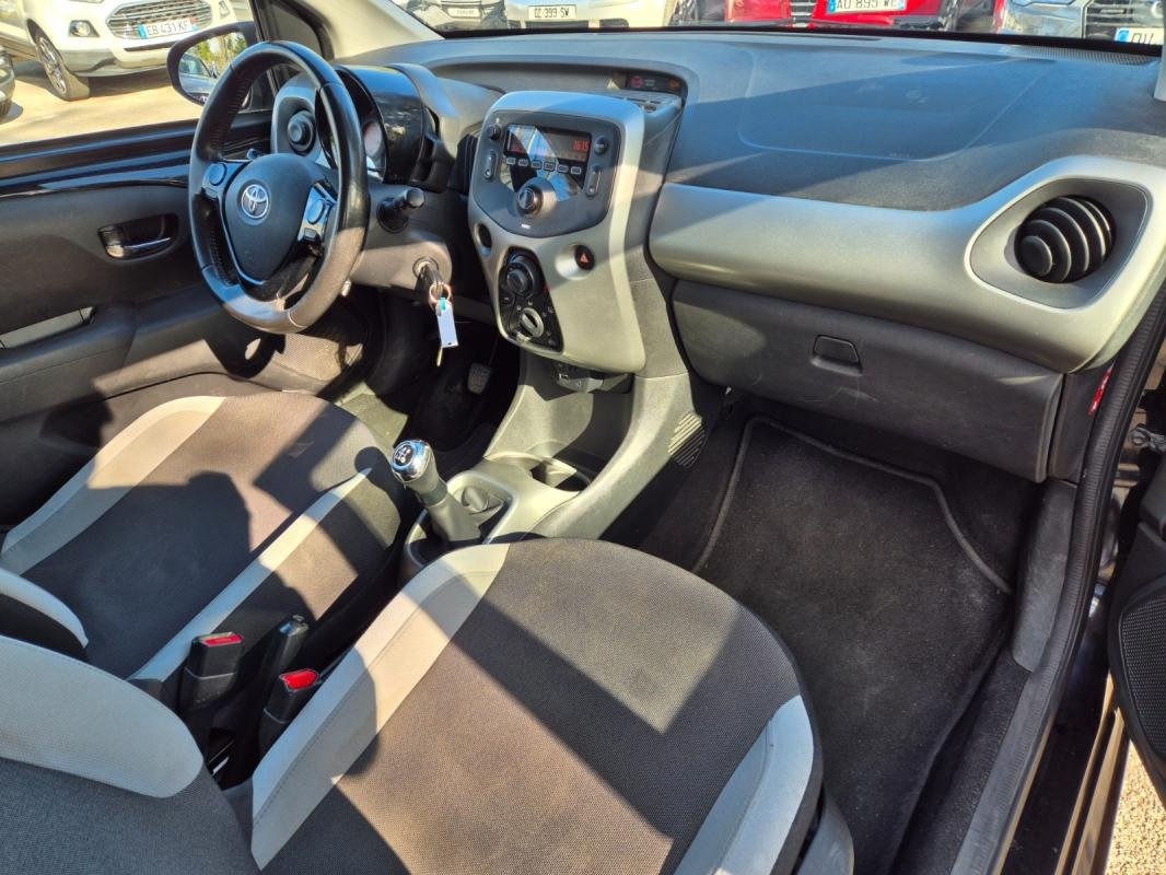 Toyota Aygo - Photo 6