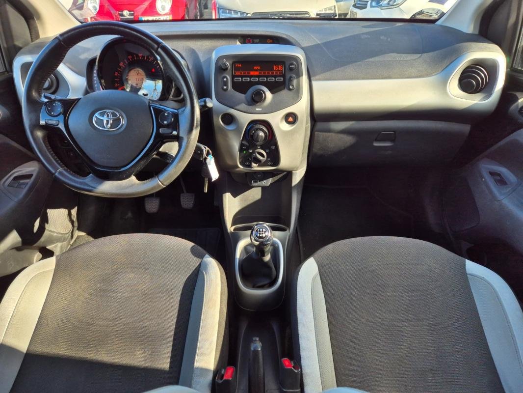 Toyota Aygo - Photo 7