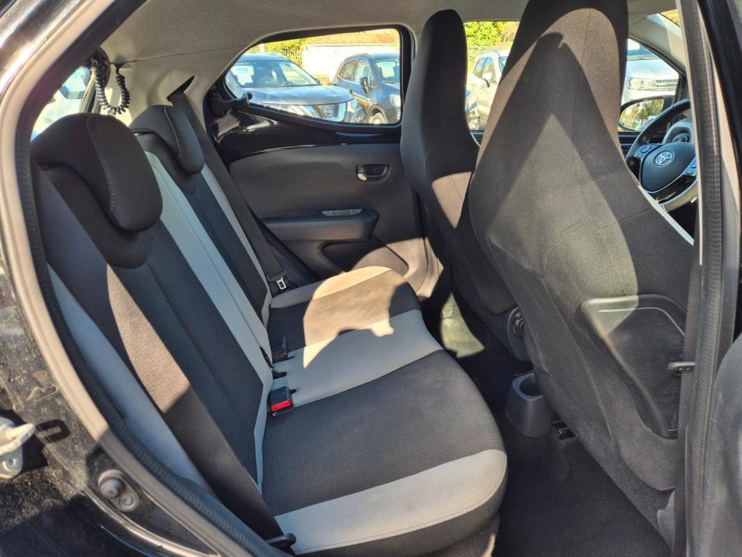 Toyota Aygo - Photo 9