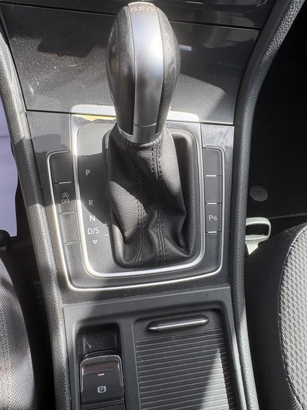 Volkswagen Golf - Photo 11