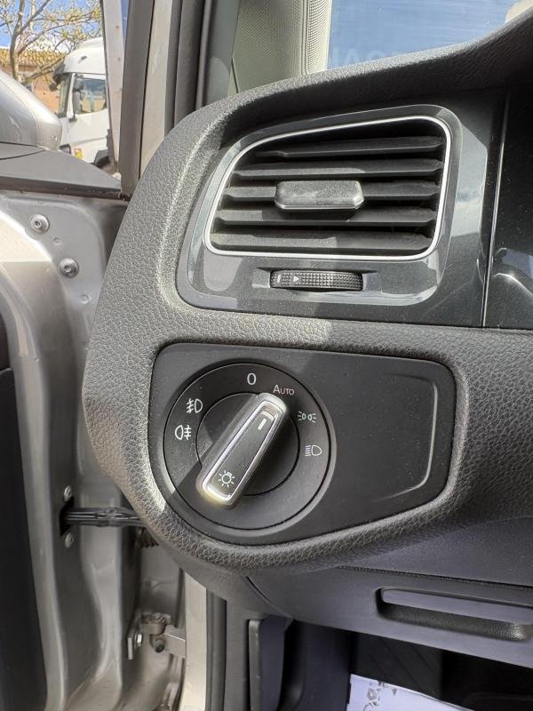 Volkswagen Golf - Photo 13