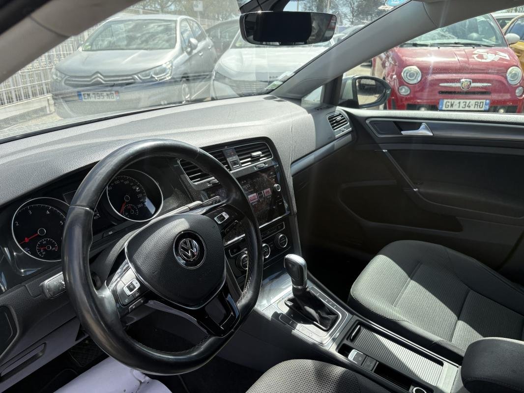 Volkswagen Golf - Photo 9