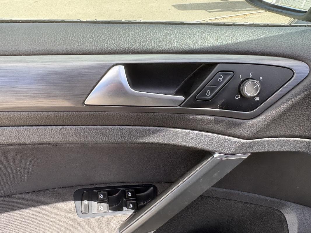 Volkswagen Golf - Photo 10