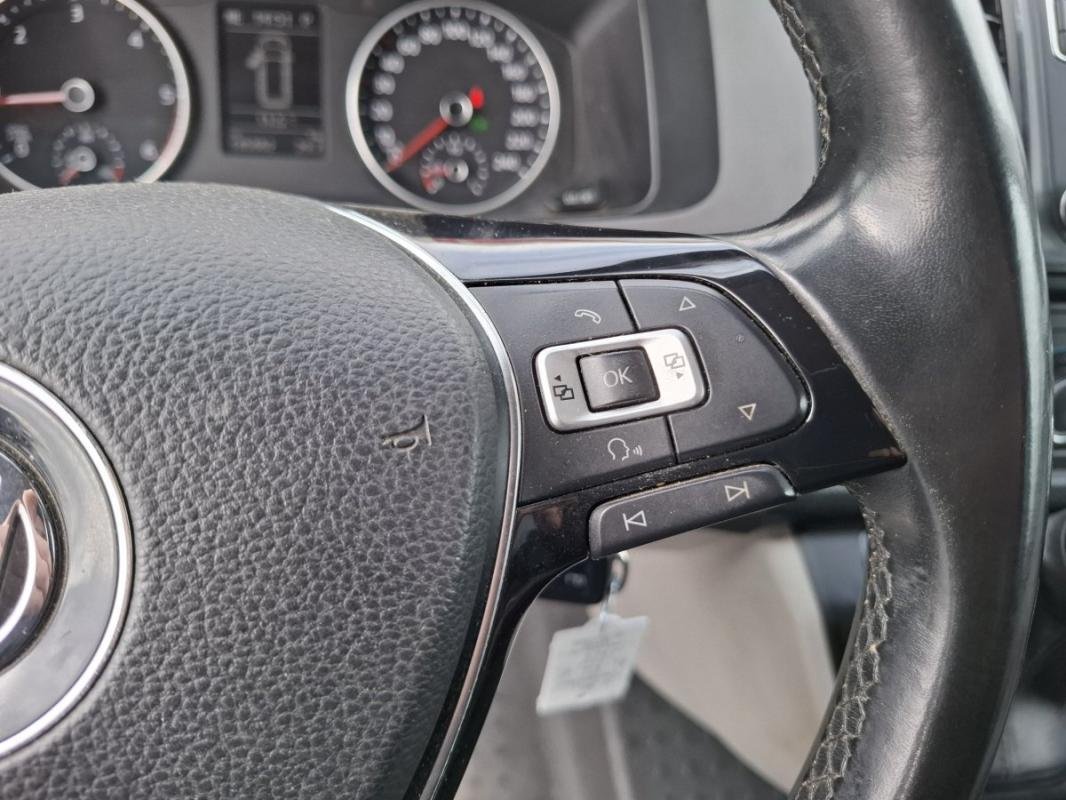 Volkswagen Transporter - Photo 11