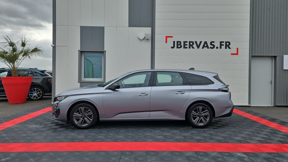 Peugeot 308 SW - Photo 2