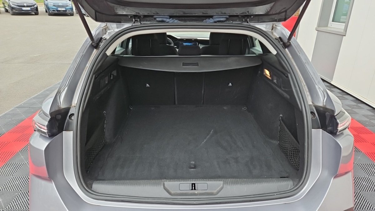 Peugeot 308 SW - Photo 9