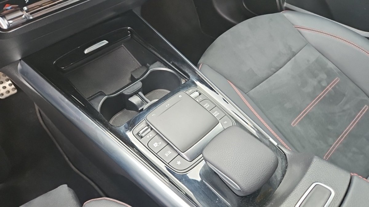 Mercedes Gla - Photo 25