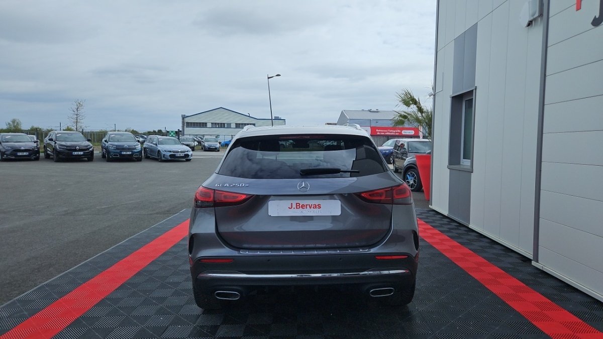 Mercedes Gla - Photo 4