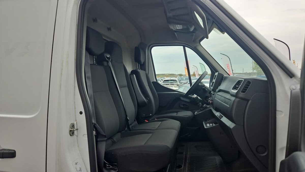 Renault Master - Photo 12