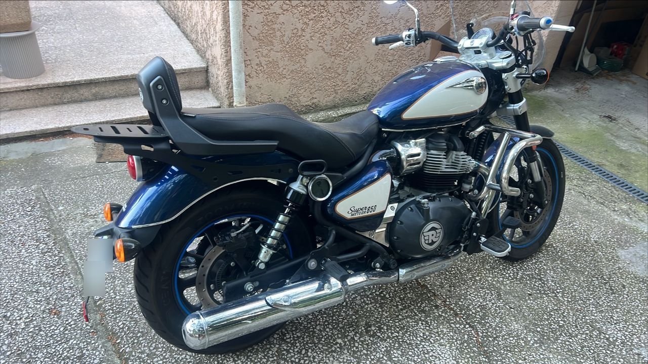 Royal Enfield Royal Enfield SUPER METEOR - Photo 2