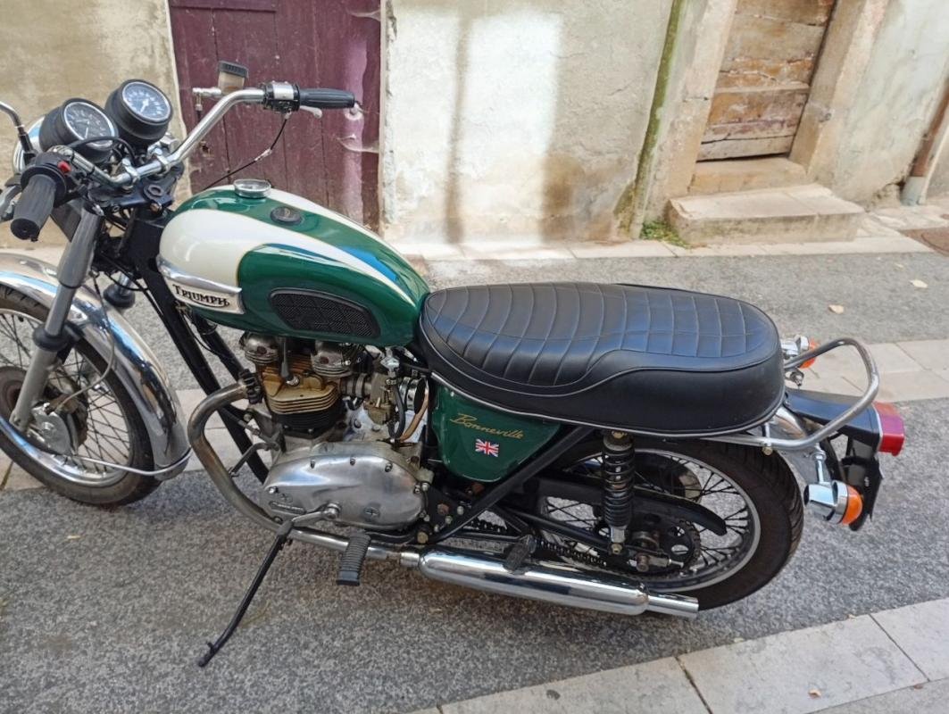 Triumph Bonneville - Photo 3