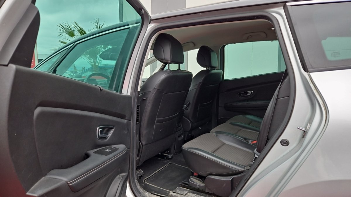 Renault Grand Scénic - Photo 11