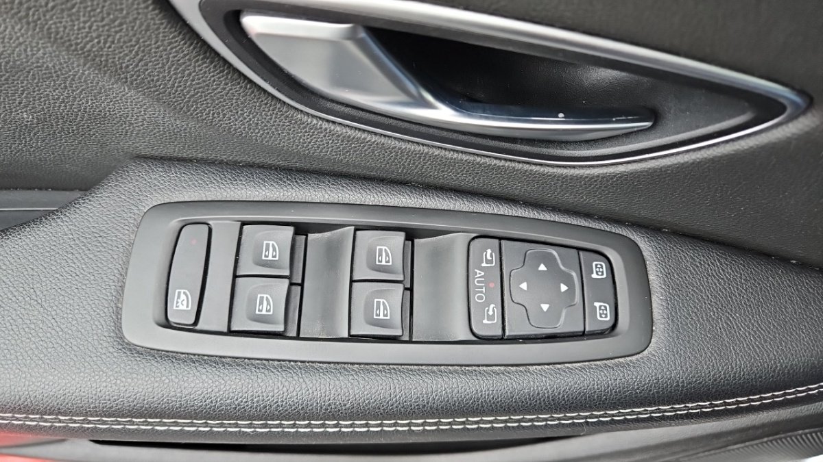 Renault Grand Scénic - Photo 25