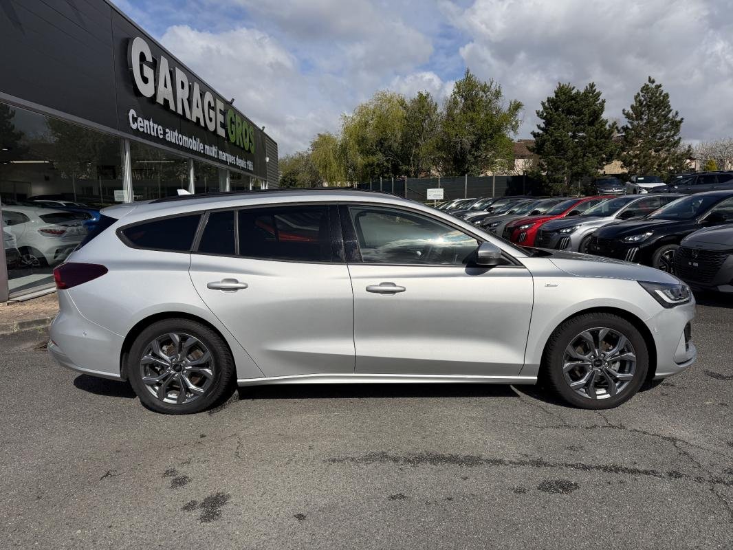 Ford Focus - Photo 4
