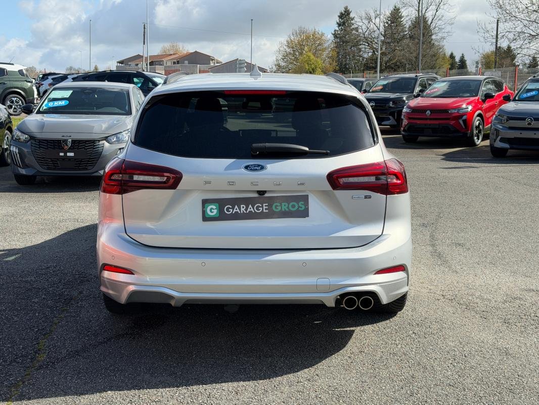 Ford Focus - Photo 5