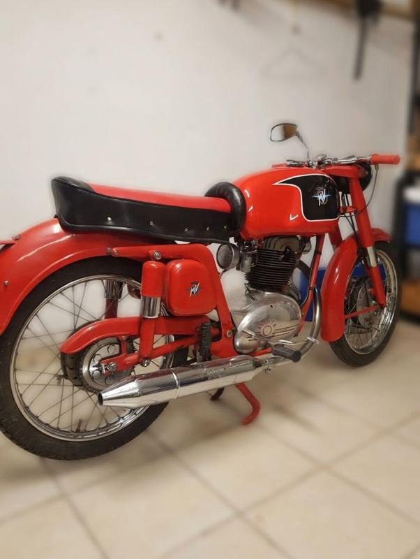 MV Agusta MV Agusta 235 TEVERE - Photo 2