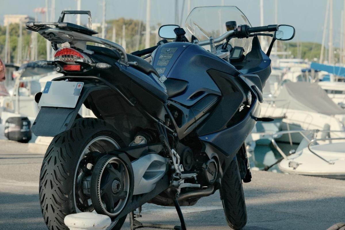BMW BMW F - Photo 3