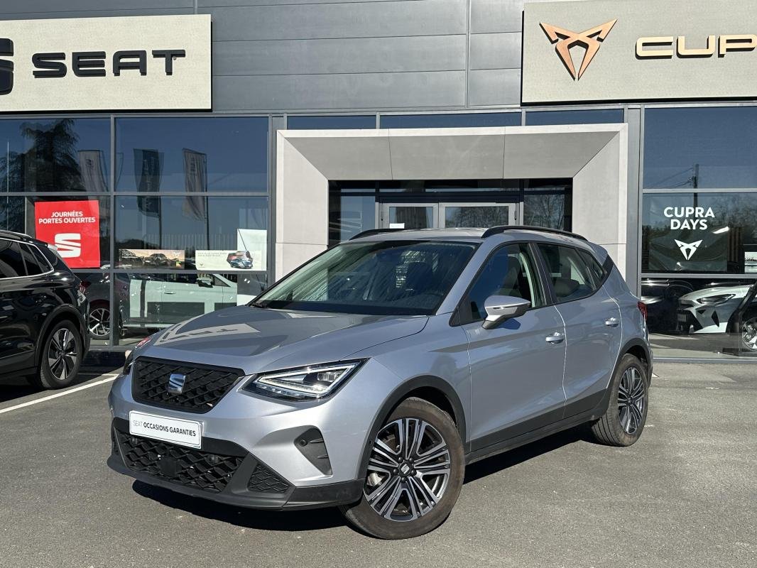 Seat Arona - Photo 1