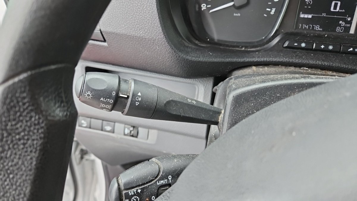 Peugeot Expert - Photo 12