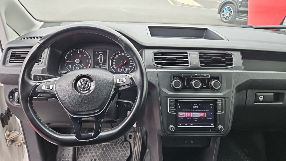 Volkswagen Caddy Van - Photo 14