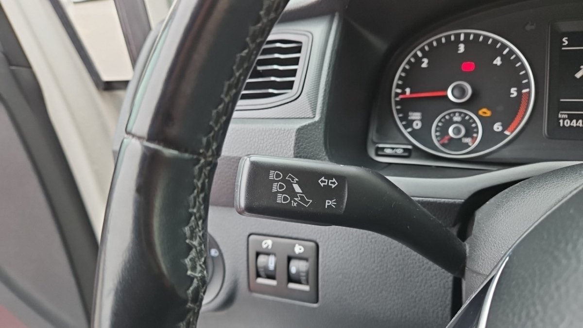Volkswagen Caddy Van - Photo 22