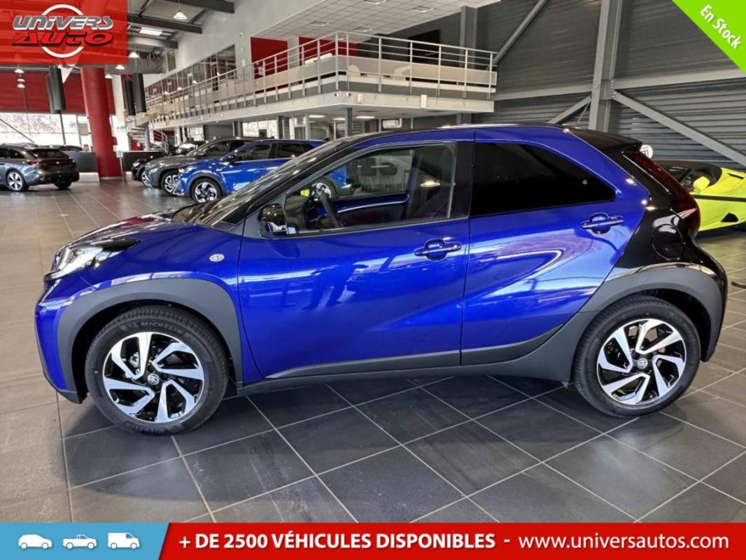 Toyota aygo x - Photo 2