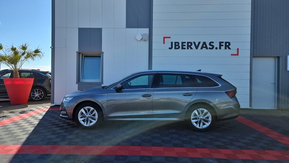 Skoda Octavia - Photo 2