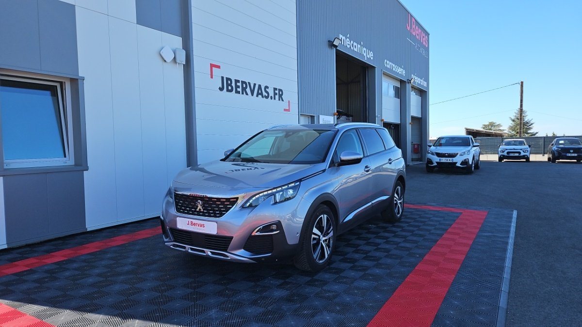 Peugeot 5008 - Photo 1