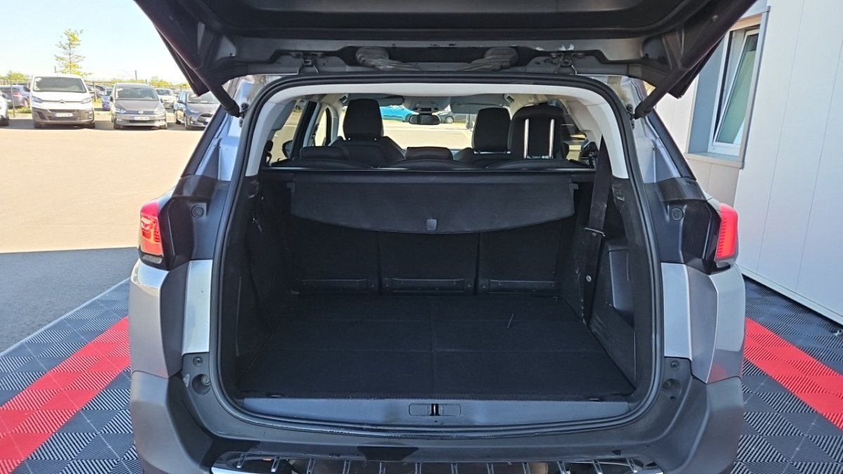 Peugeot 5008 - Photo 9