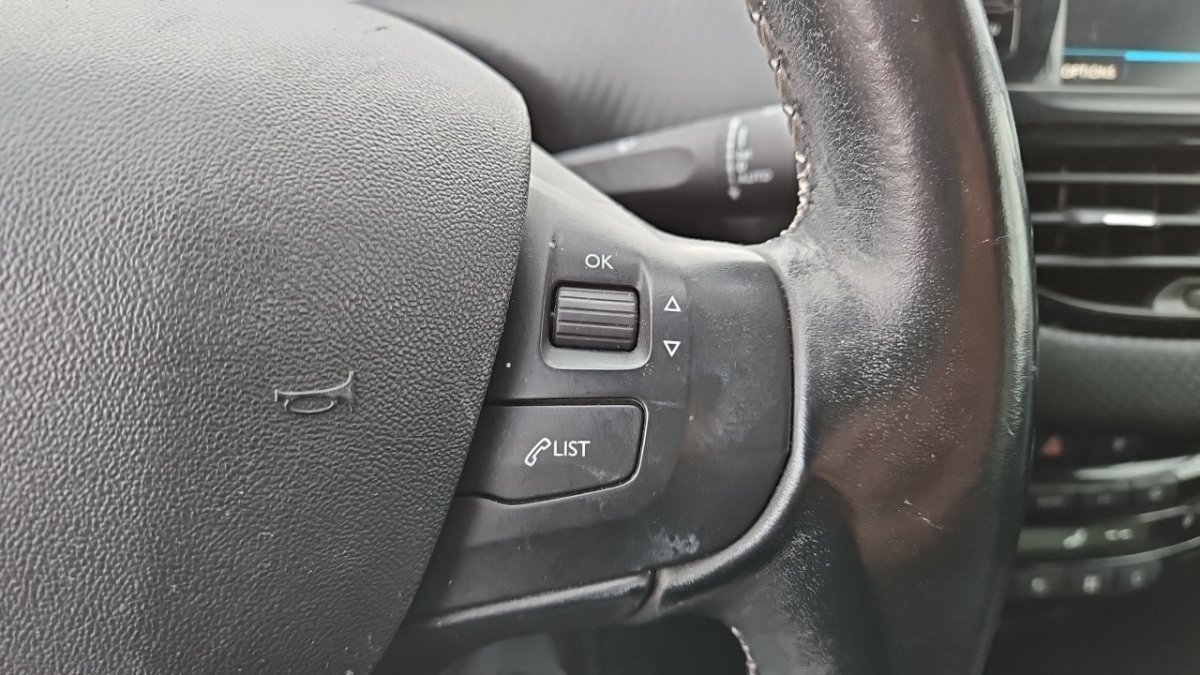 Peugeot 2008 - Photo 20