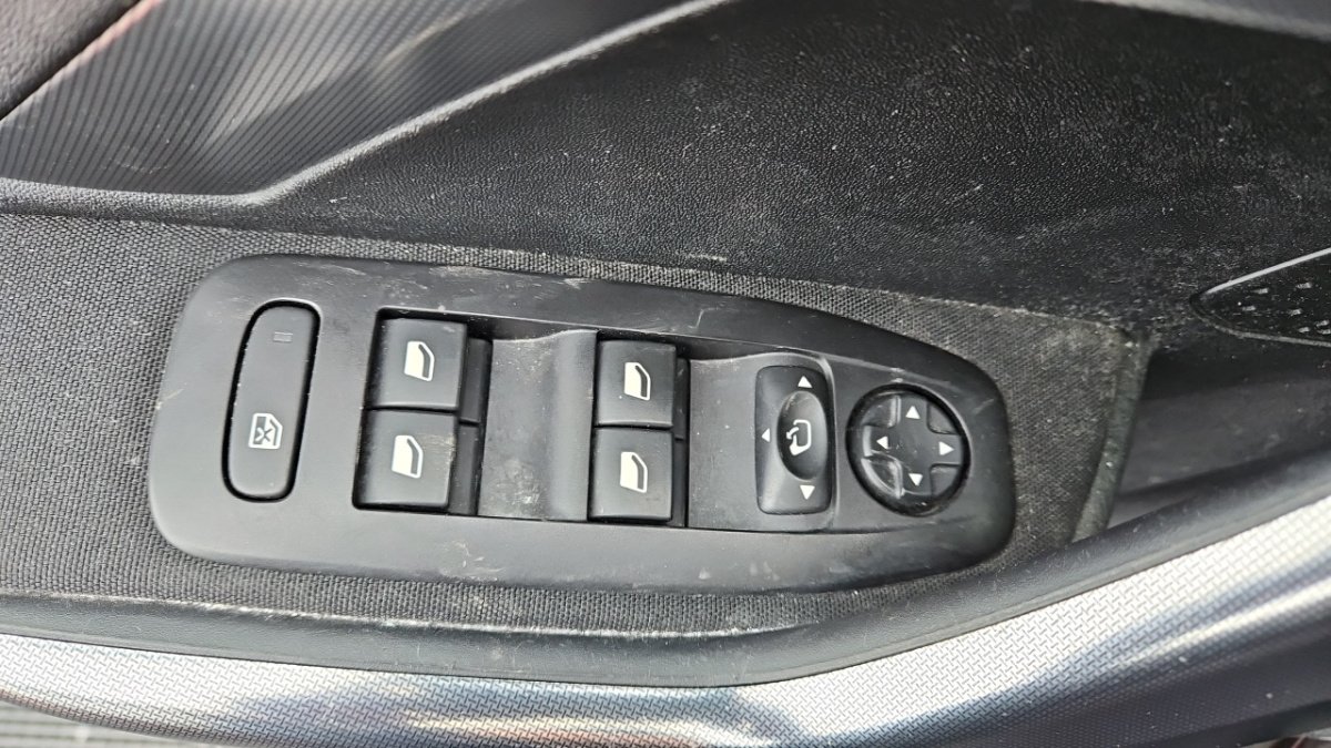 Peugeot 2008 - Photo 26