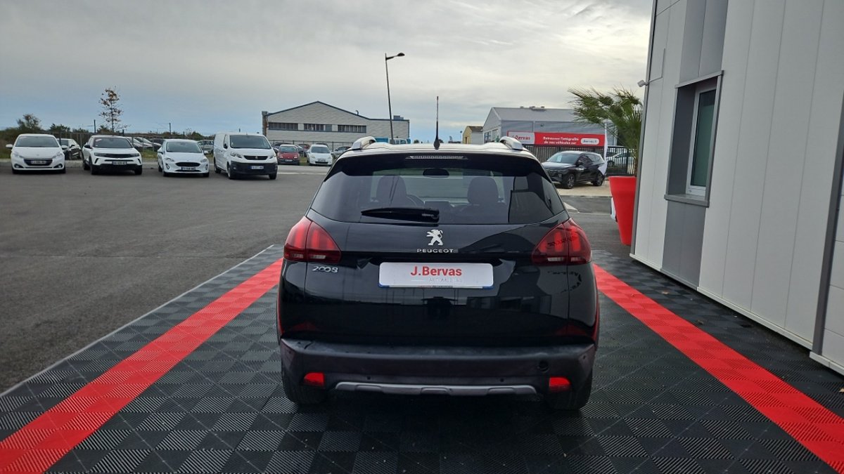Peugeot 2008 - Photo 4