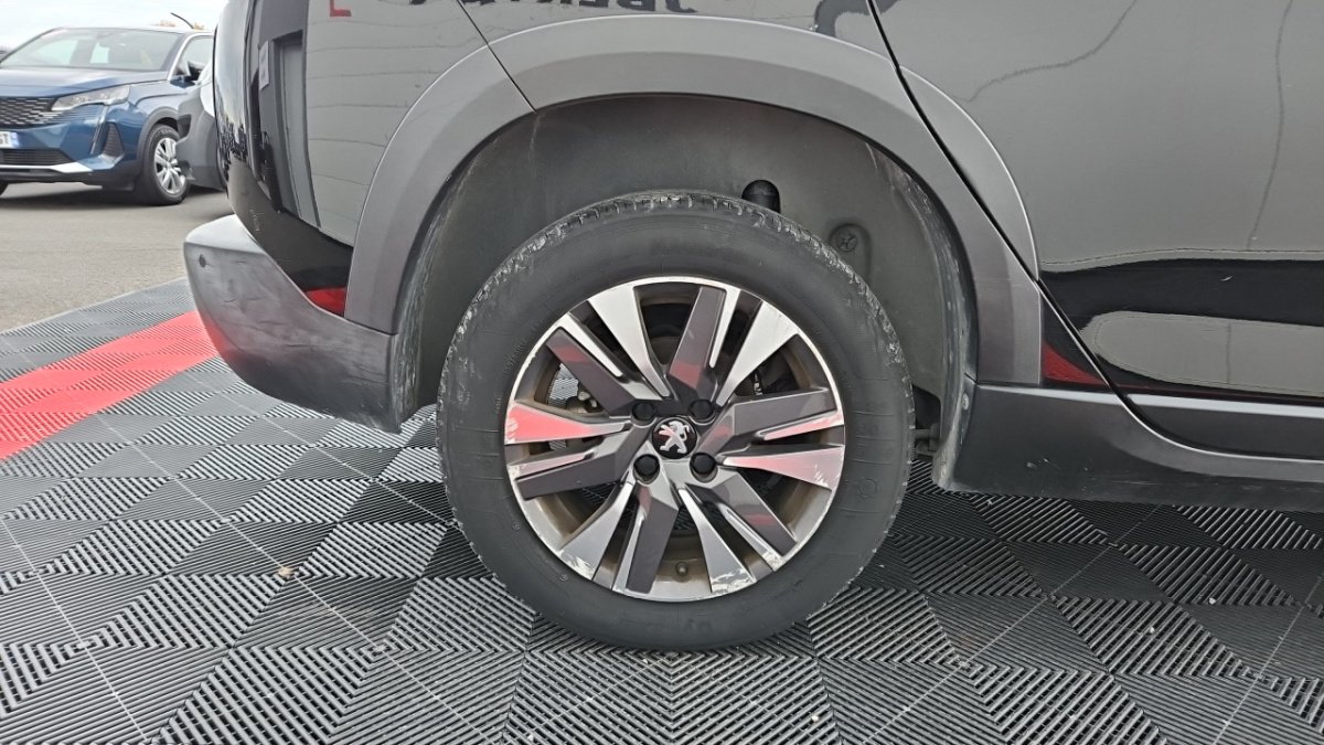 Peugeot 2008 - Photo 9