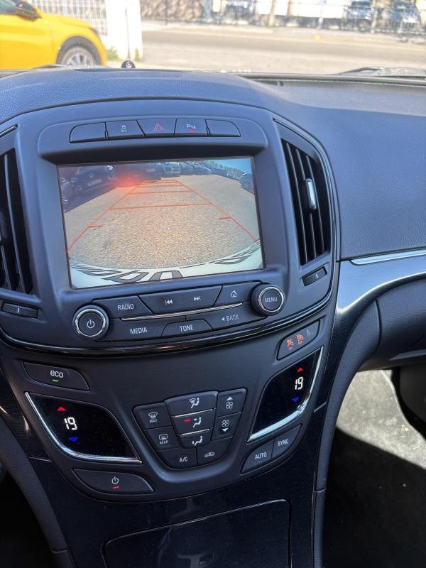 Opel Insignia - Photo 12