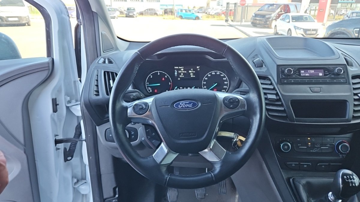 Ford Transit Connect - Photo 15