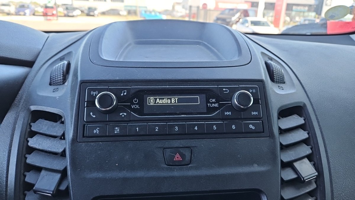 Ford Transit Connect - Photo 16