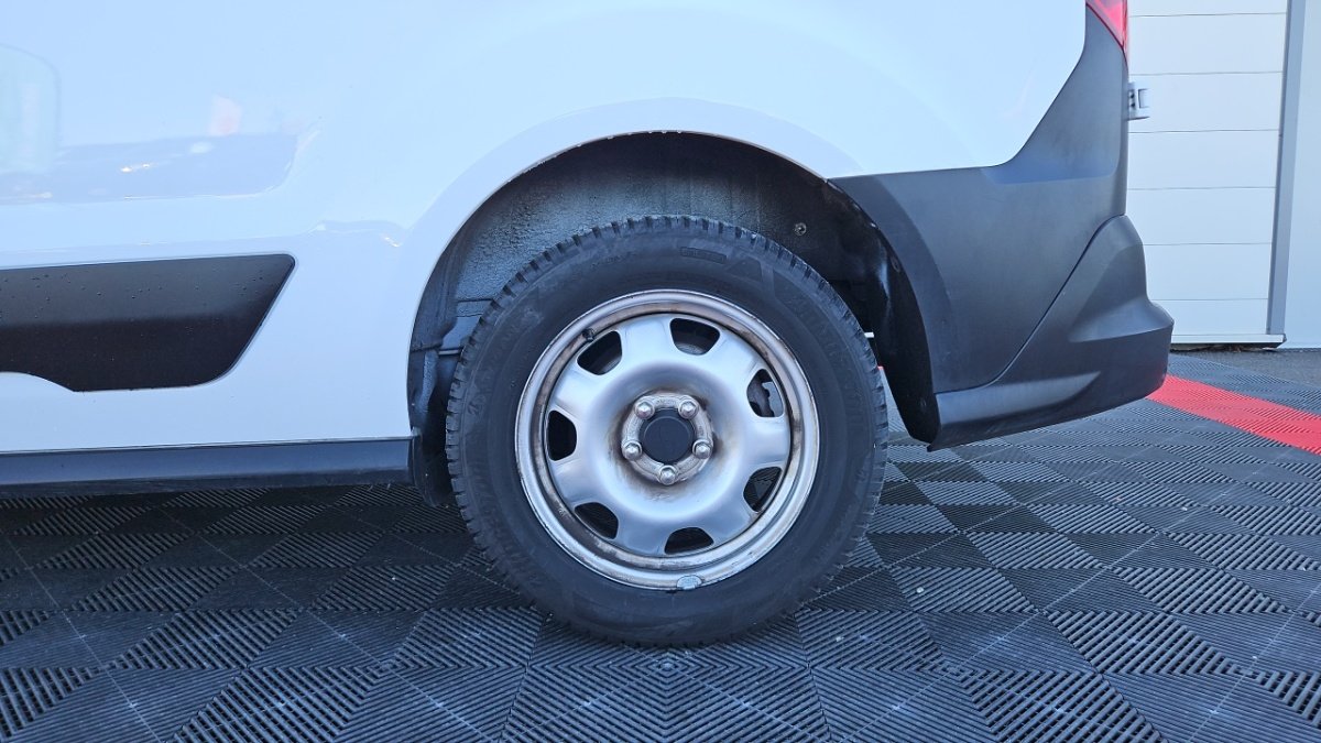 Ford Transit Connect - Photo 8