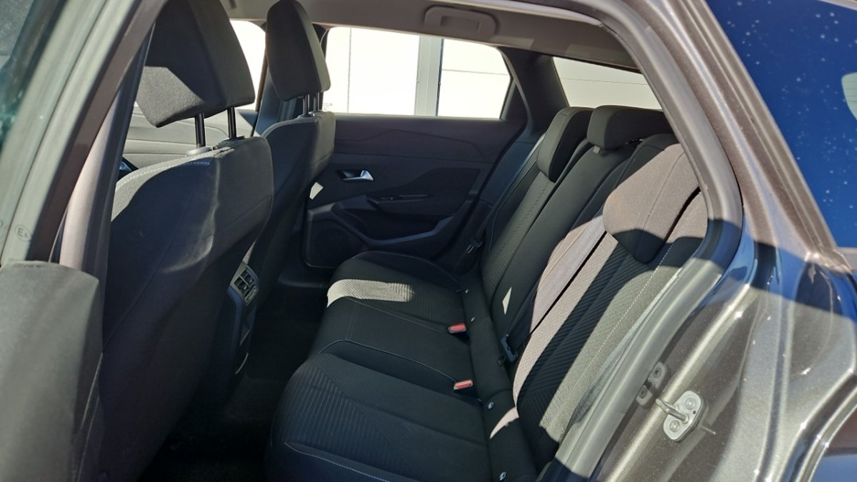 Peugeot 308 SW - Photo 11