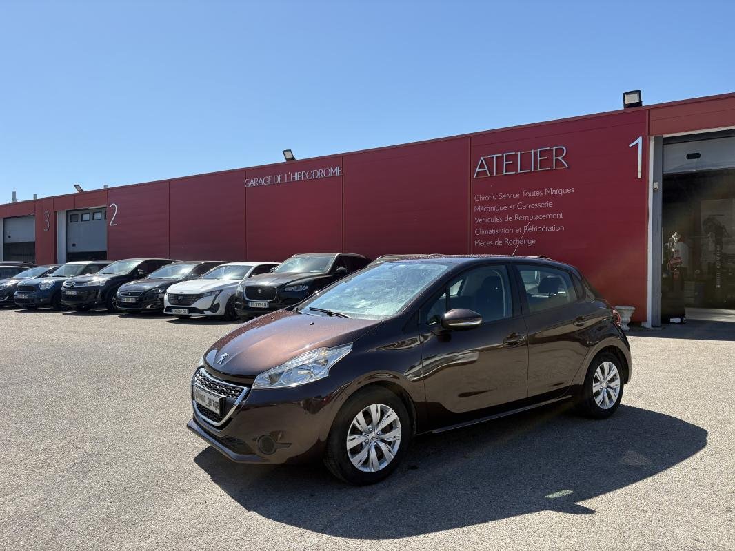 Peugeot 208 - Photo 3