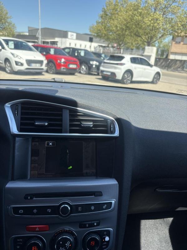 Citroën C4 - Photo 7