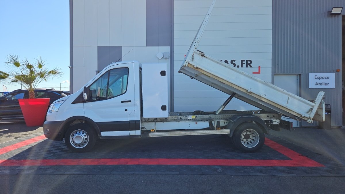 Ford Transit - Photo 2