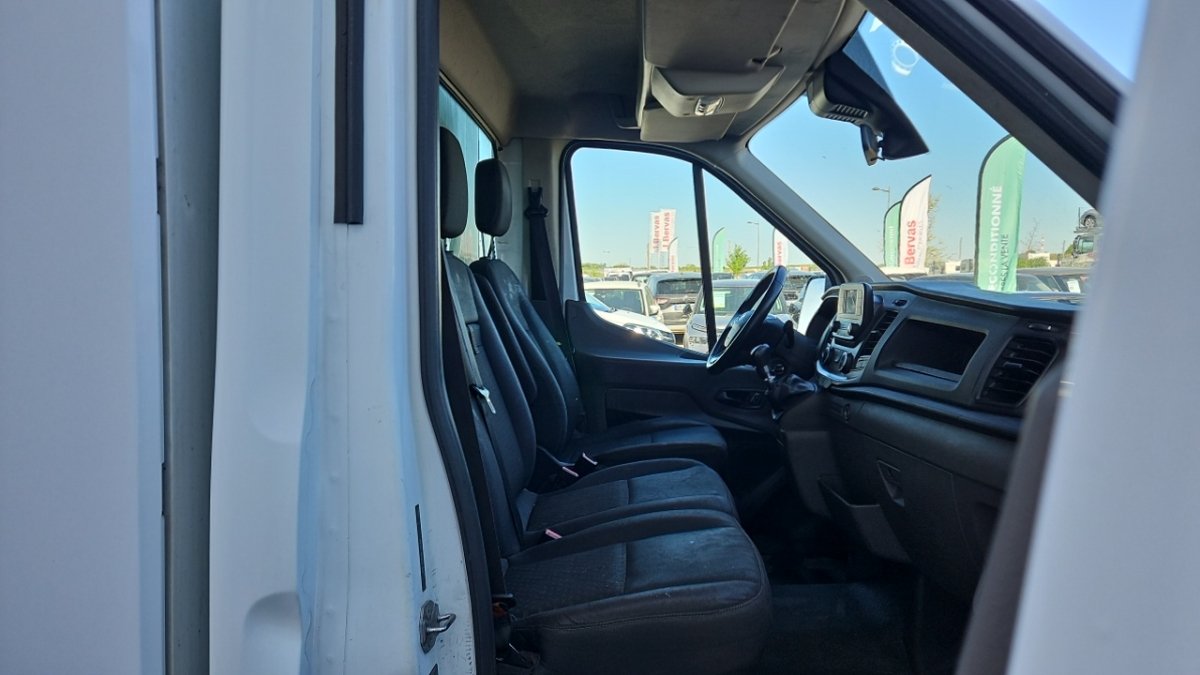 Ford Transit - Photo 10