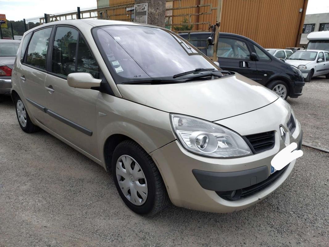 Renault Scénic - Photo 1
