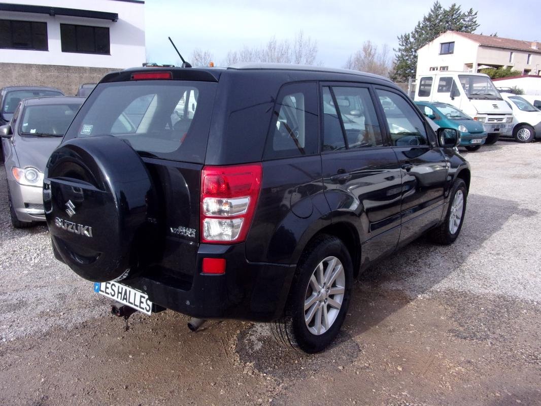 Suzuki Grand Vitara - Photo 3