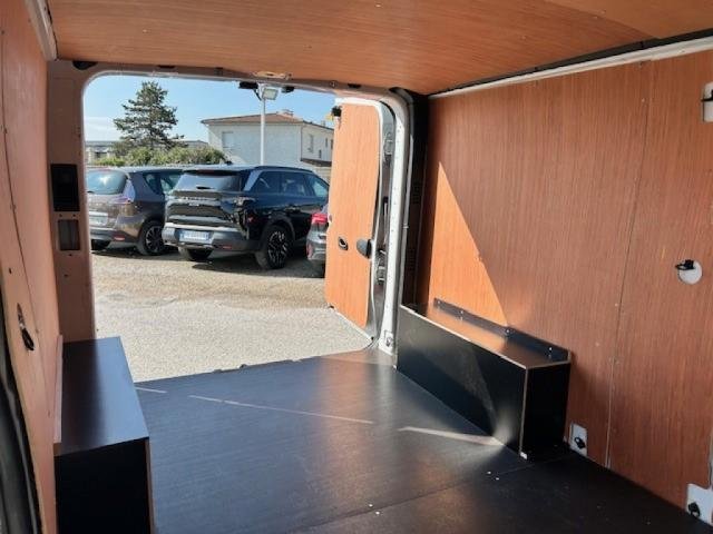 Renault Trafic - Photo 11