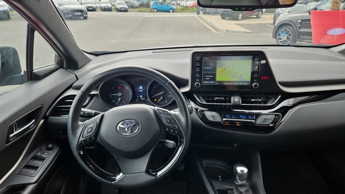 Toyota C-HR - Photo 14
