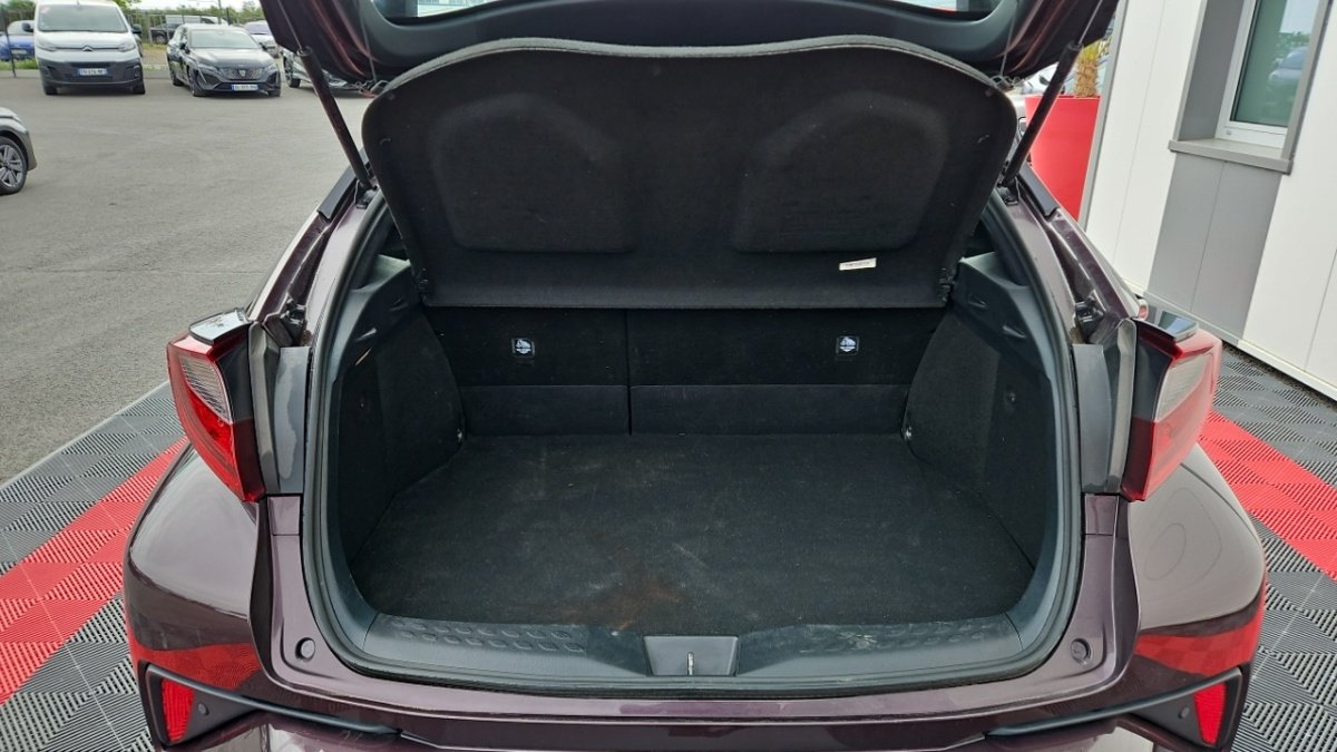 Toyota C-HR - Photo 9