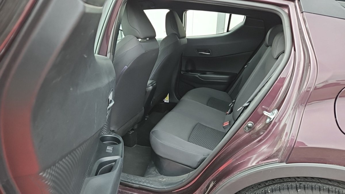 Toyota C-HR - Photo 10