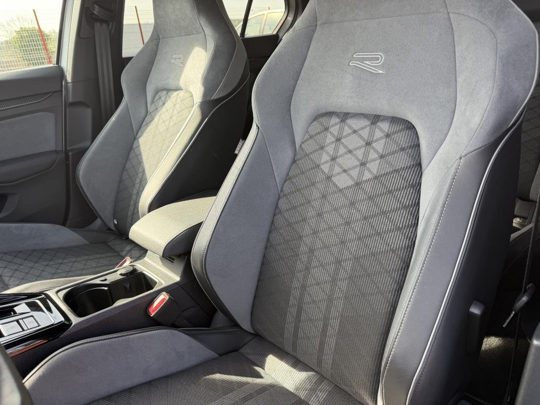 Volkswagen Golf - Photo 10